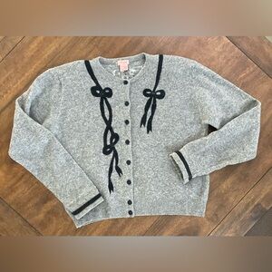 Vintage Trixie Womens Size Large Gray Lambs Wool LS Cardigan Black Ribbon Detail